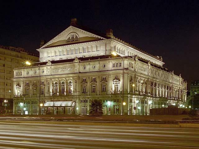 En Recoleta y con jardín Buenos Aires Exterior foto